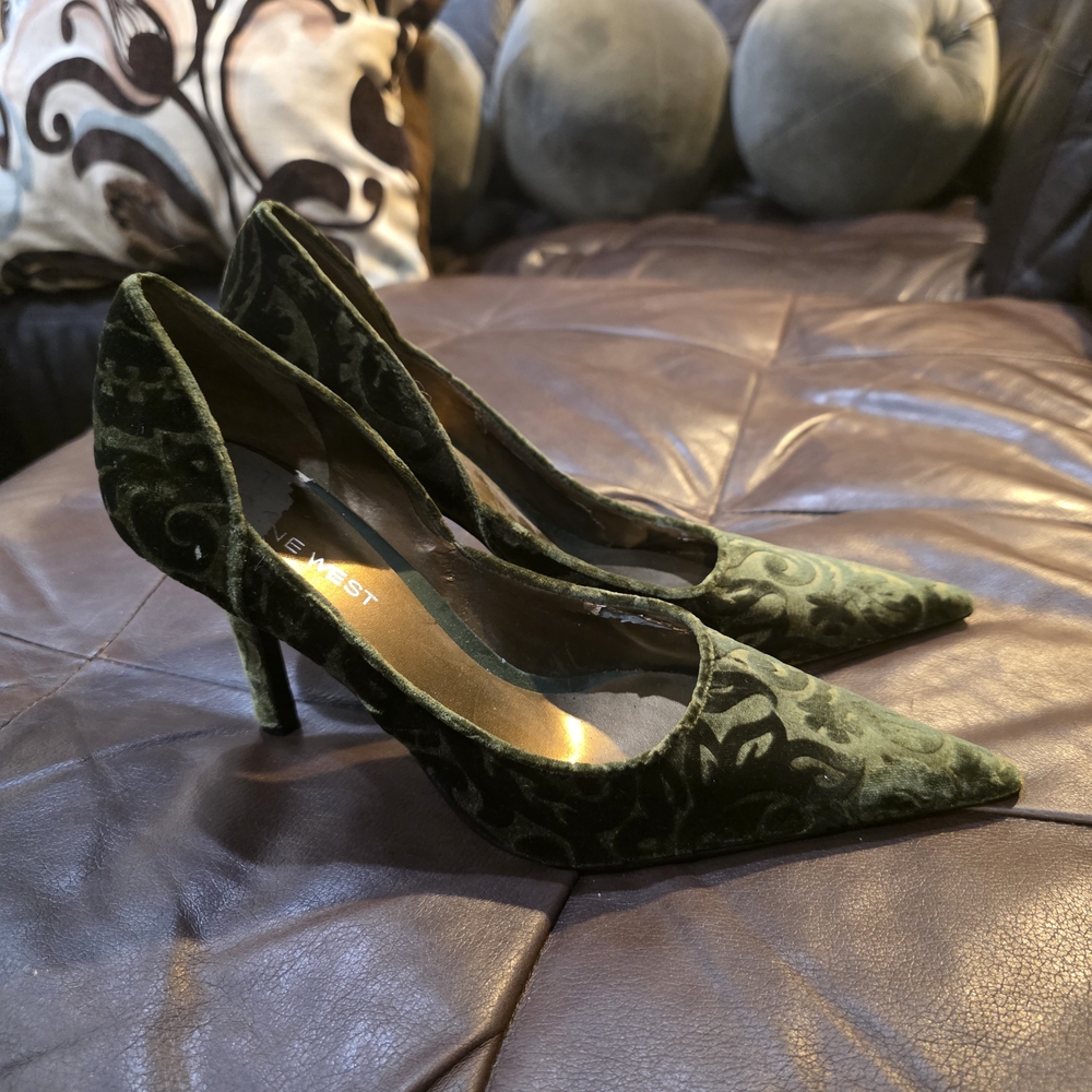 Nine West Olive Green Velvet Pointed-Toe Pumps - Picture 4 of 7